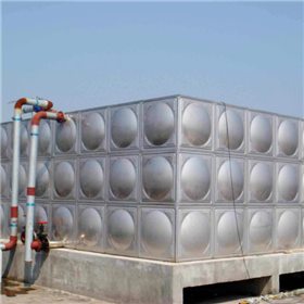 Thermal insulation water tank